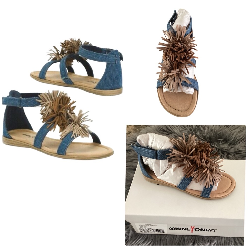 🦌 NIB Minnetonka Girls Denim Fringe Sandals Size 11